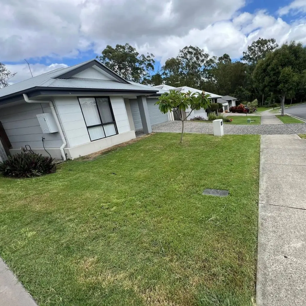 front-yard-image